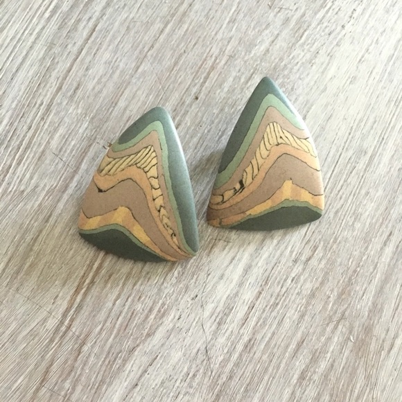 Clip-On Earrings Triangle, Neutral Multi-Colored - Picture 1 of 7